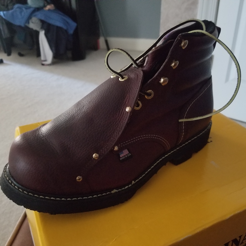Men's Burgundy Leather Work Boot